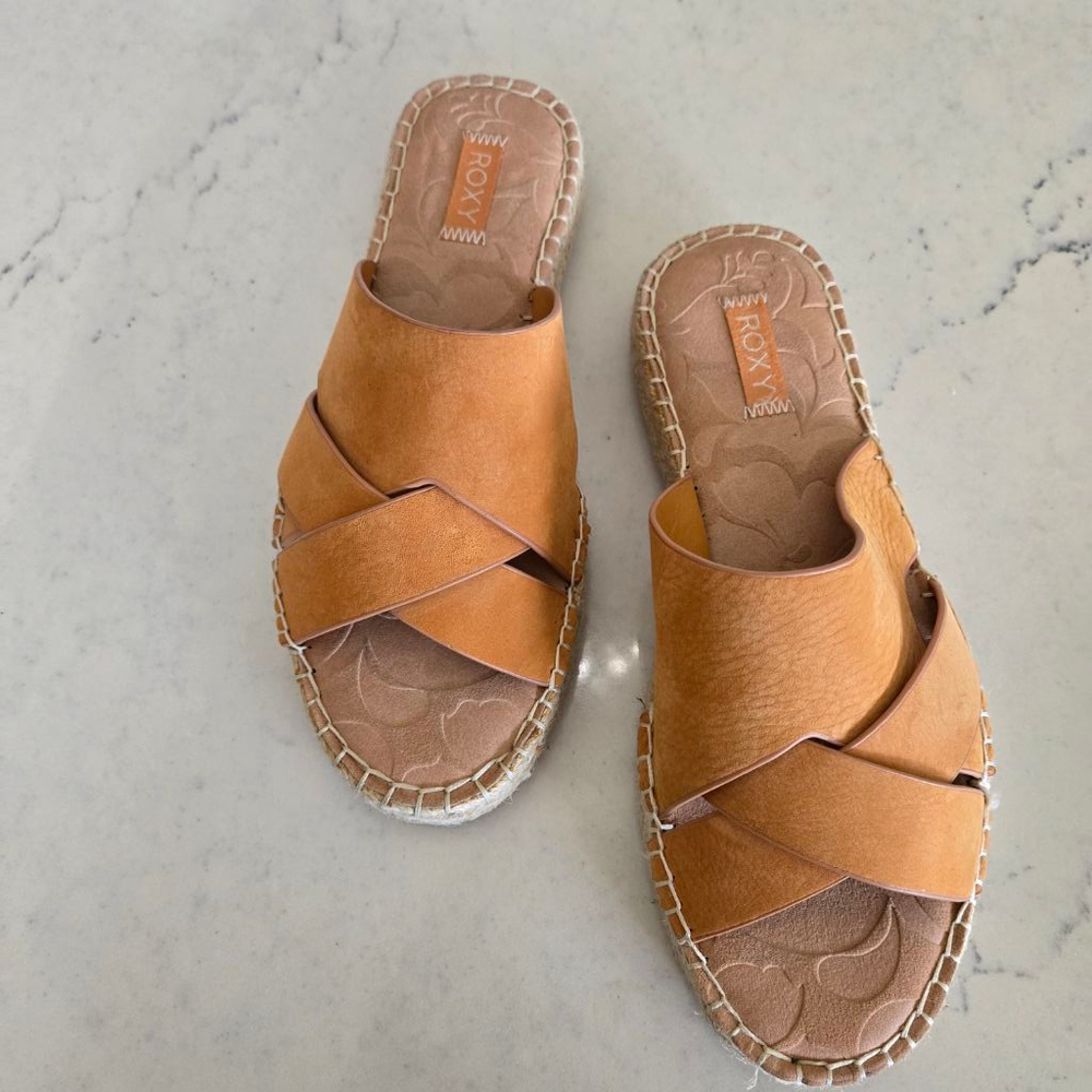Roxy Women's Cognac Crossover Leather Slide Sandals